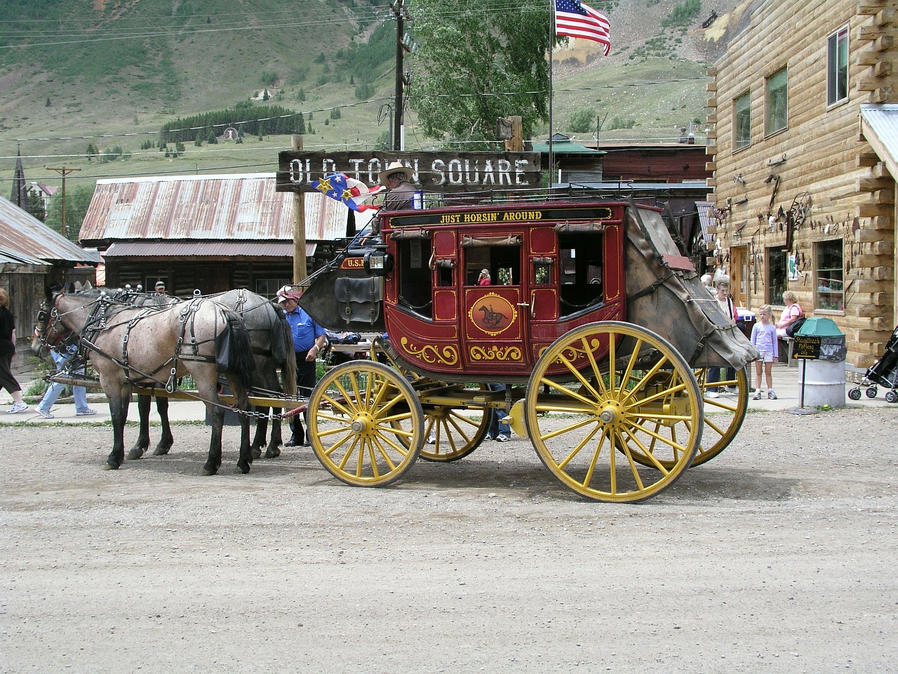 silverton-257379_1280